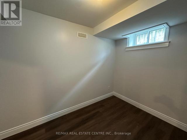 House for rent in Oakville