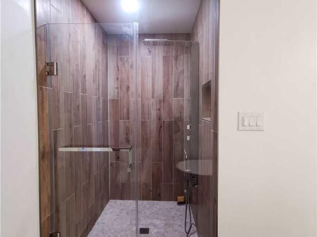 House for rent in Oakville