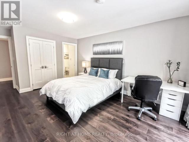 House for rent in Oakville House for rent in Oakville