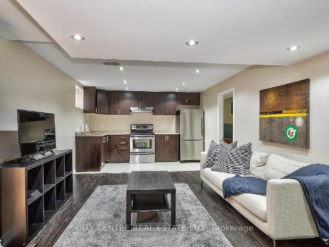 House for rent in Oakville