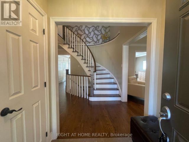 House for rent in Oakville