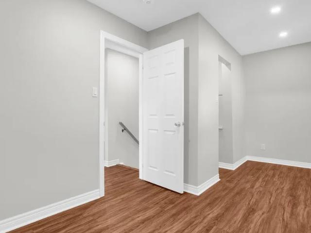 Apartment for rent in Hamilton Apartment for rent in Hamilton