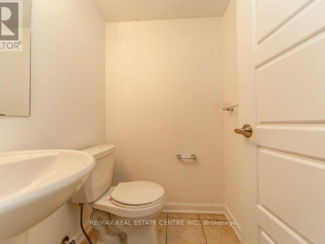 Apartment for rent in Collingwood