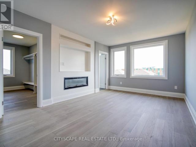 Apartment for rent in Collingwood