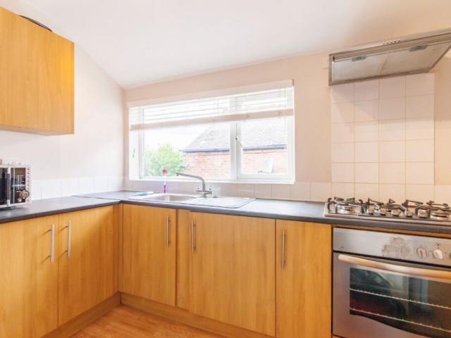 Flat for rent in Lady Bay, Barton In Fabis