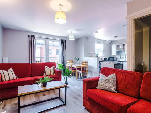 Flat for rent in Fallowfield, Manchester
