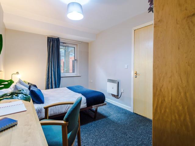 Flat for rent in Fallowfield, Manchester