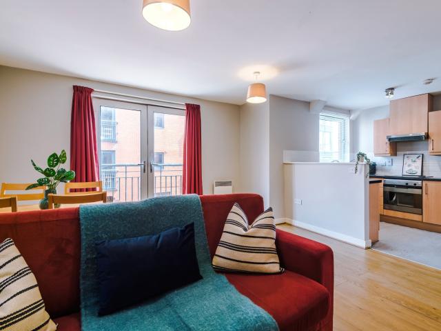 Flat for rent in Fallowfield, Manchester