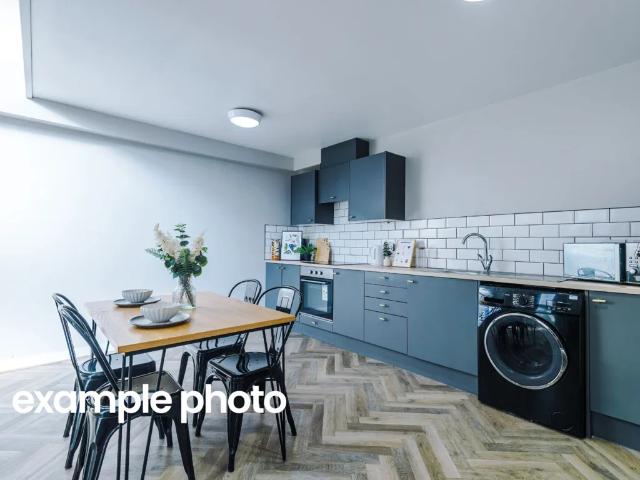 Flat for rent in Fallowfield, Manchester