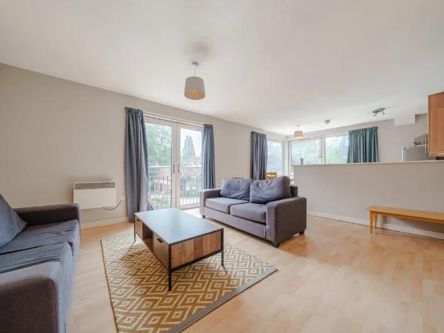 Flat for rent in Fallowfield, Manchester