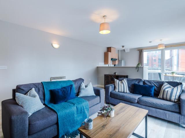 Flat for rent in Fallowfield, Manchester