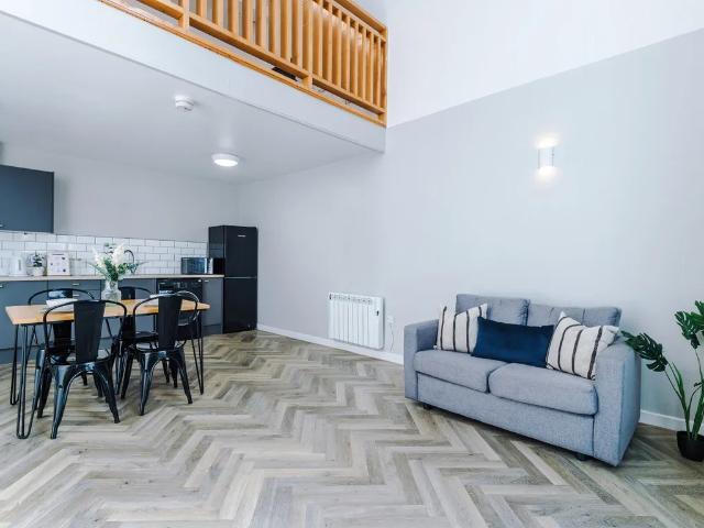 Flat for rent in Fallowfield, Manchester