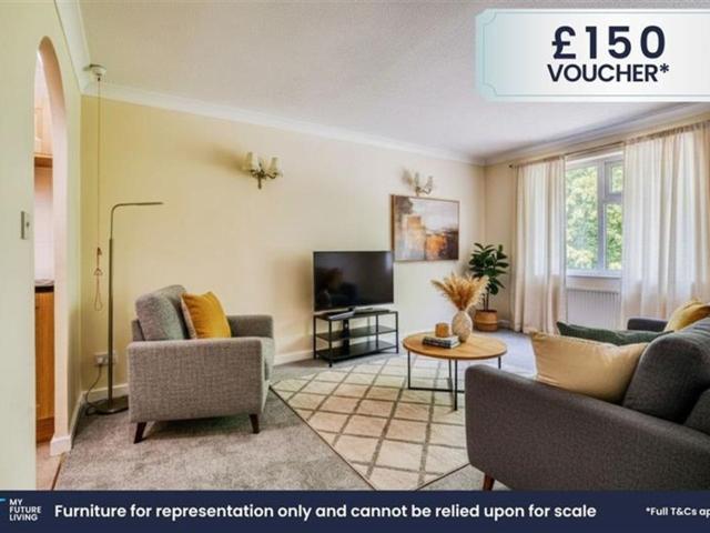 Flat for rent in Hockley, Poynton