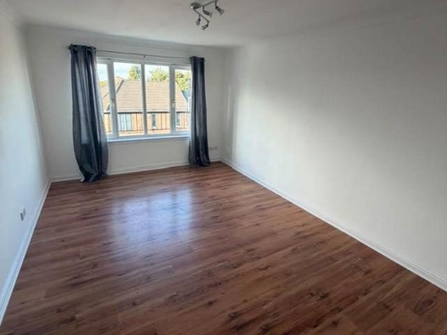 Flat for rent in Callendar Park, Falkirk