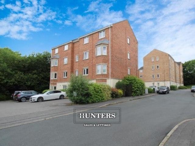Flat for rent in Cleckheaton, Kirklees