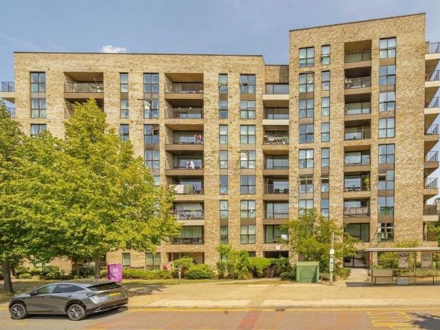 Flat for rent in Alperton, Greater London