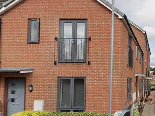 Flat for rent in Hamilton, Old Wharf