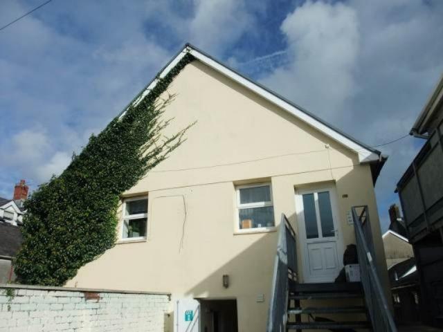 Flat for rent in Carmarthen, Wales