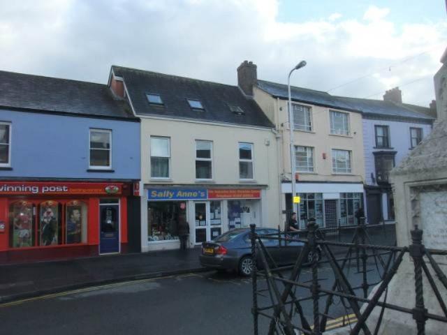 Flat for rent in Johnstown, Carmarthen