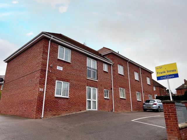 Flat for rent in Newbold, Loundsley Green