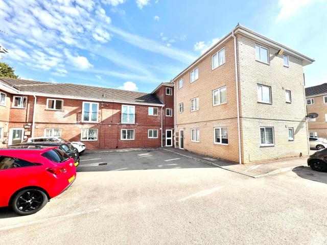 Flat for rent in Corby, North Northamptonshire