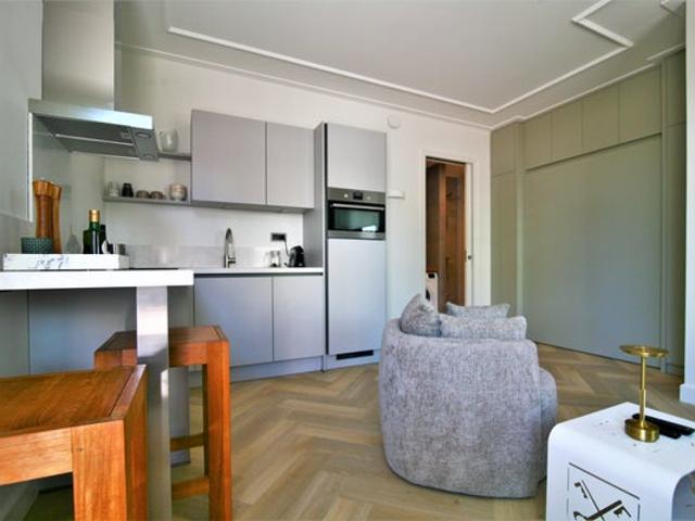Appartement te huur in Noord, Zuid Holland