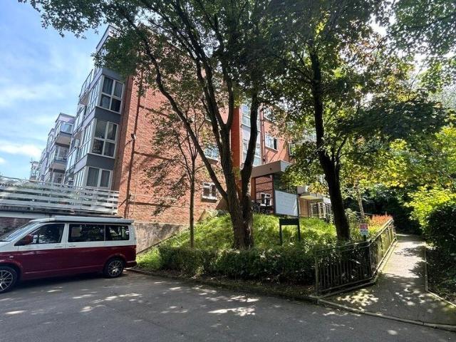Flat for rent in Georgia, Greater Manchester