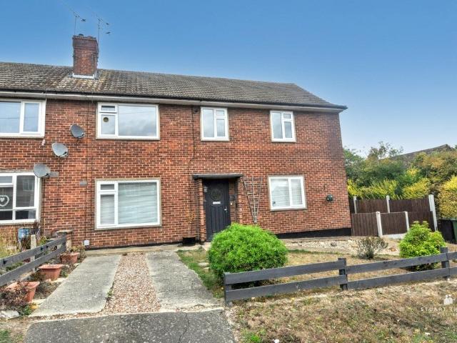 Flat for rent in South Green, Basildon
