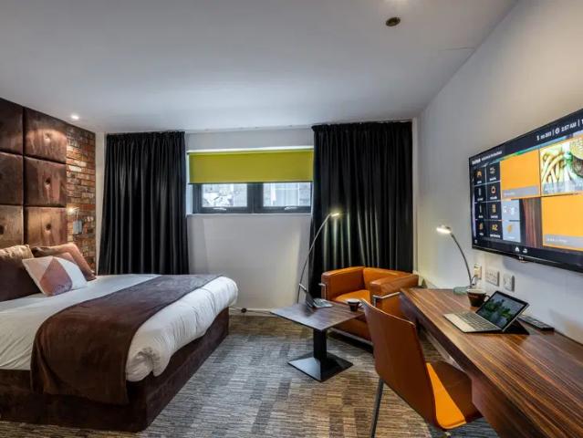 Room for rent in City Centre, Ballindoch