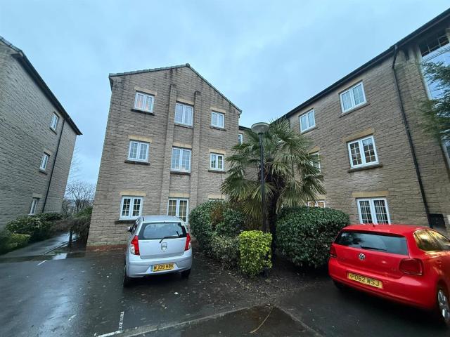 Flat for rent in Irwell Vale, Lancashire