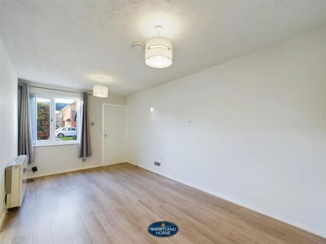 Flat for rent in Ball Hill, Coventry