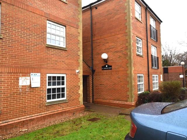Flat for rent in Semilong, Northampton
