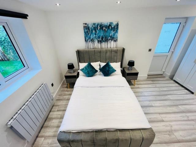 Flat for rent in Colnbrook with Poyle, Slough