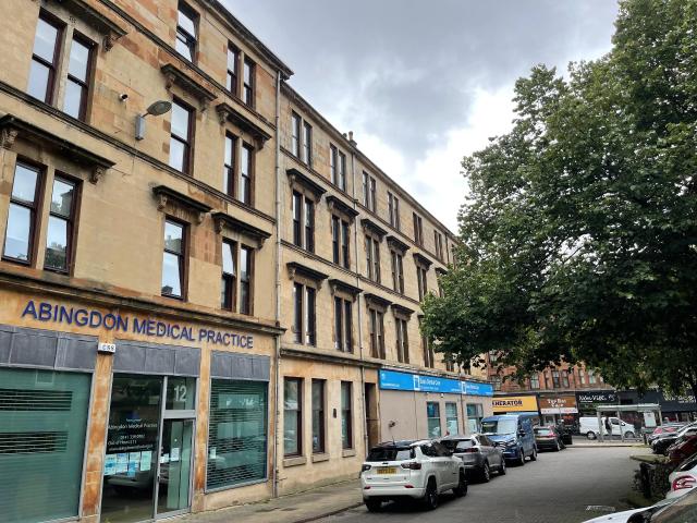Flat for rent in Thornwood, Glasgow