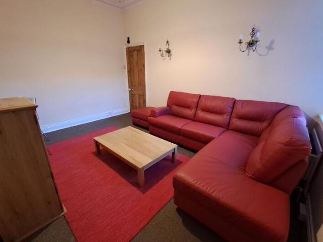 Flat for rent in Jesmond, Tyne And Wear