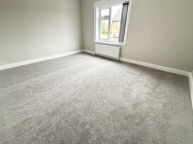 Flat for rent in New Bilton