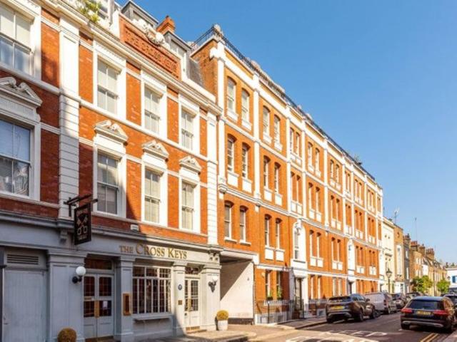 Flat for rent in Chelsea, Greater London