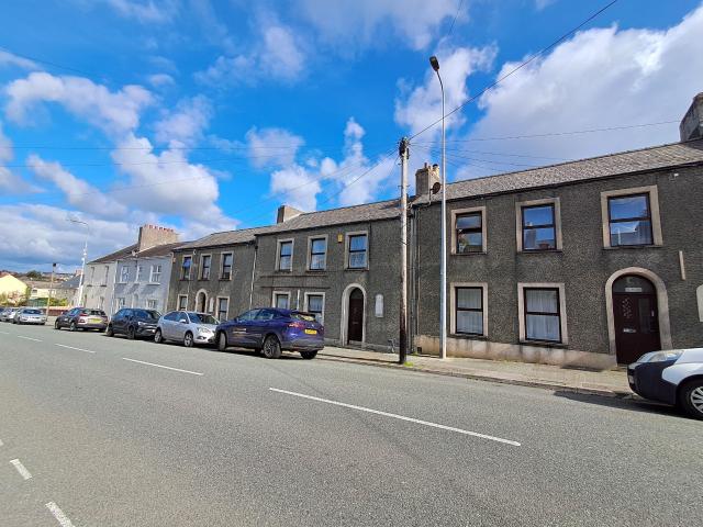 Flat for rent in Pembroke Dock, Wales