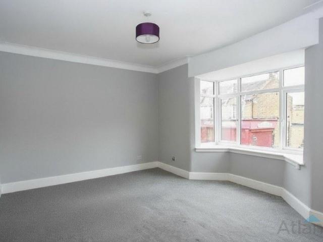 Flat for rent in Leyton, Greater London