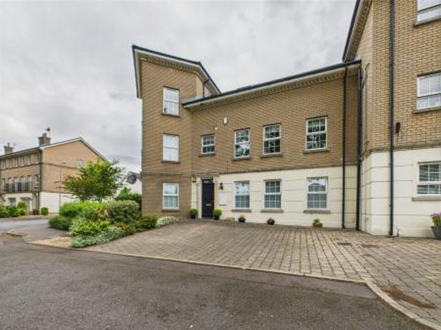 Flat for rent in Dundonald, Northern Ireland