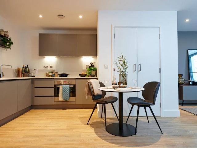 Flat for rent in Falcon Lodge, Wales
