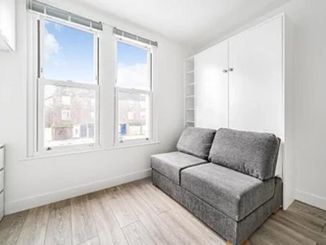 Flat for rent in Mercator Estate, Greater London