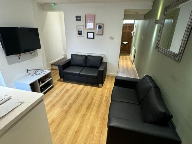 Flat for rent in Stoke, Stoke-on-Trent