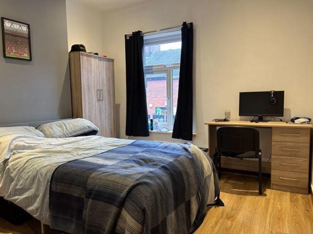 Flat for rent in Stoke, Stoke-on-Trent
