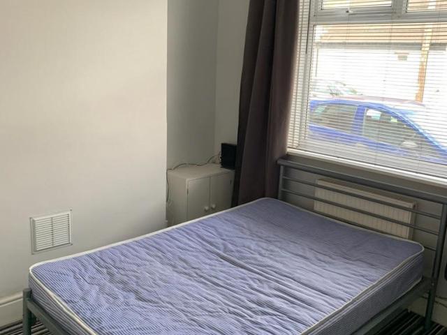 Flat for rent in Stoke, Stoke-on-Trent