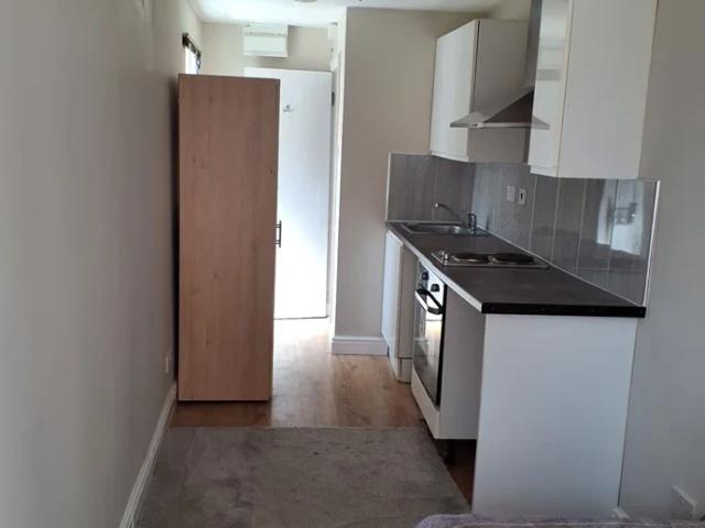 Flat for rent in West Ealing, Greater London