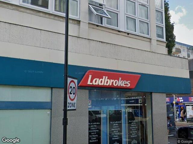 Flat for rent in London Borough of Ealing, Hanwell