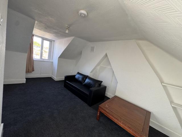 Flat for rent in London Borough of Lambeth, Greater London