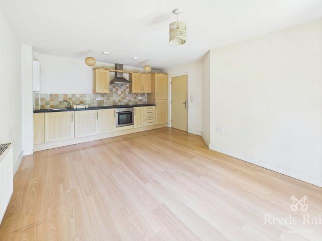 Flat for rent in Batley, West Yorkshire