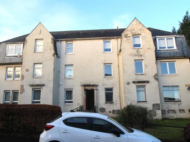 Flat for rent in Overton, Greenock